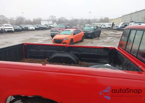 1992 GMC Sierra C1500 из США, поврежденный, VIN 1GTEC14Z3NZ531756